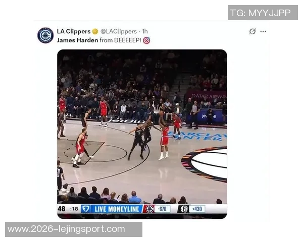 哈登三节表现平平仅得8分三分球全失状态堪忧需调整状态